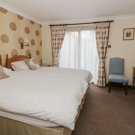 The Lodge Off High Street Hadleigh  エクステリア 写真